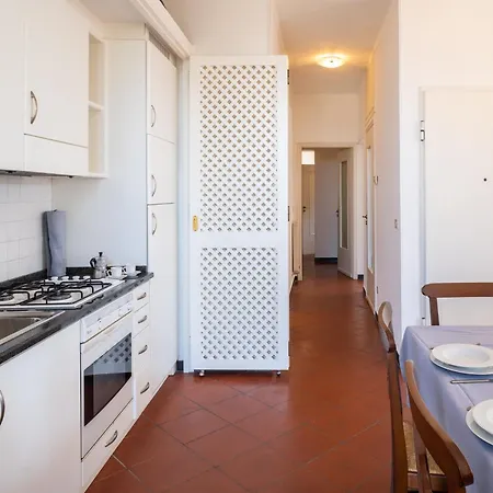 Il Veliero, Sea View